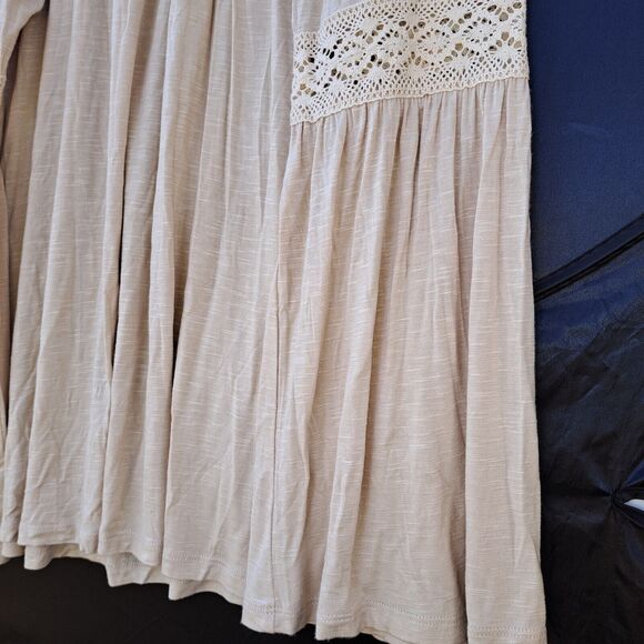 New Directions Weekend Boho Peasant Flowy Crochet Bell Sleeved Oatmeal Top XL - Picture 3 of 16